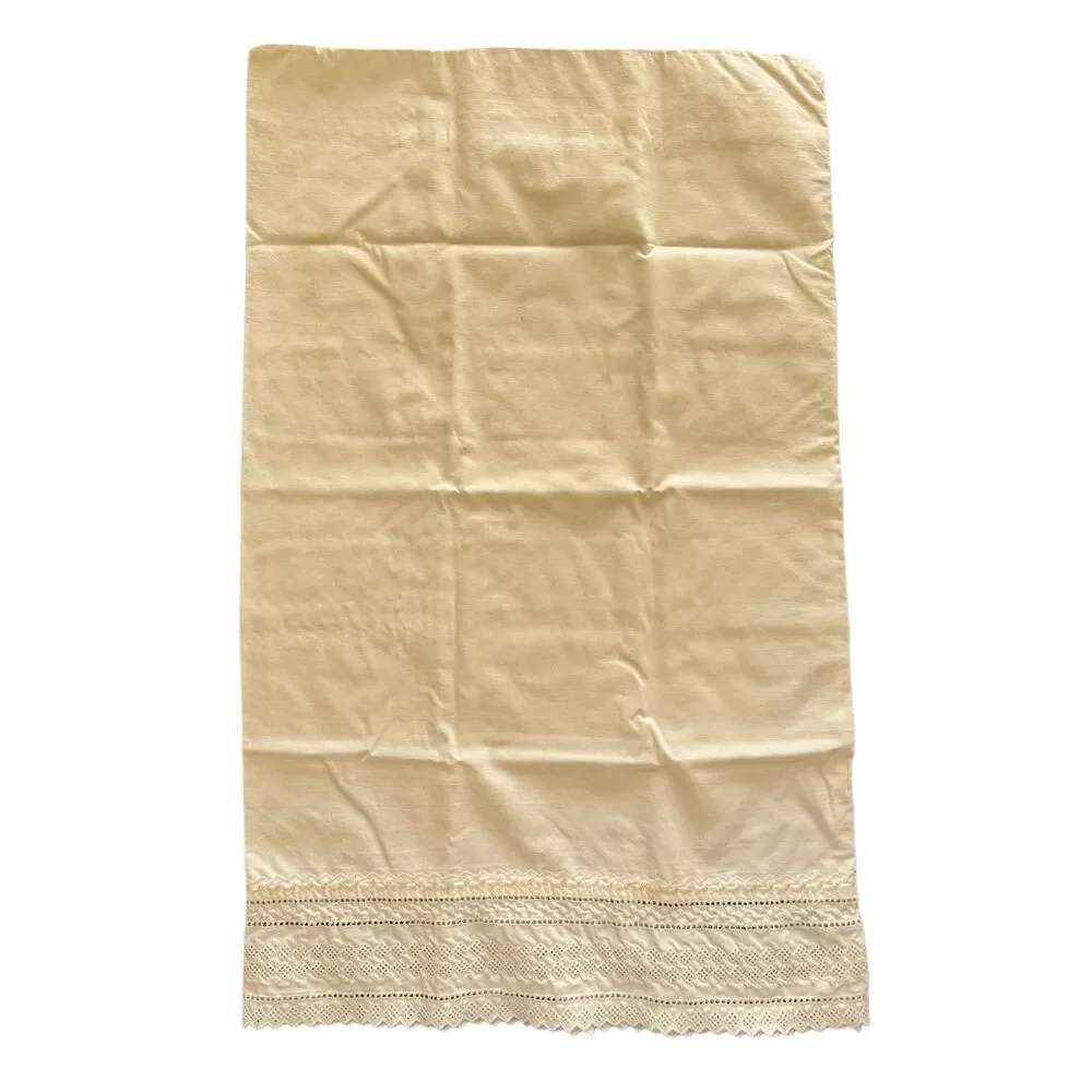 Pillowcase cream heart embroidery scalloped 1 single long vintage